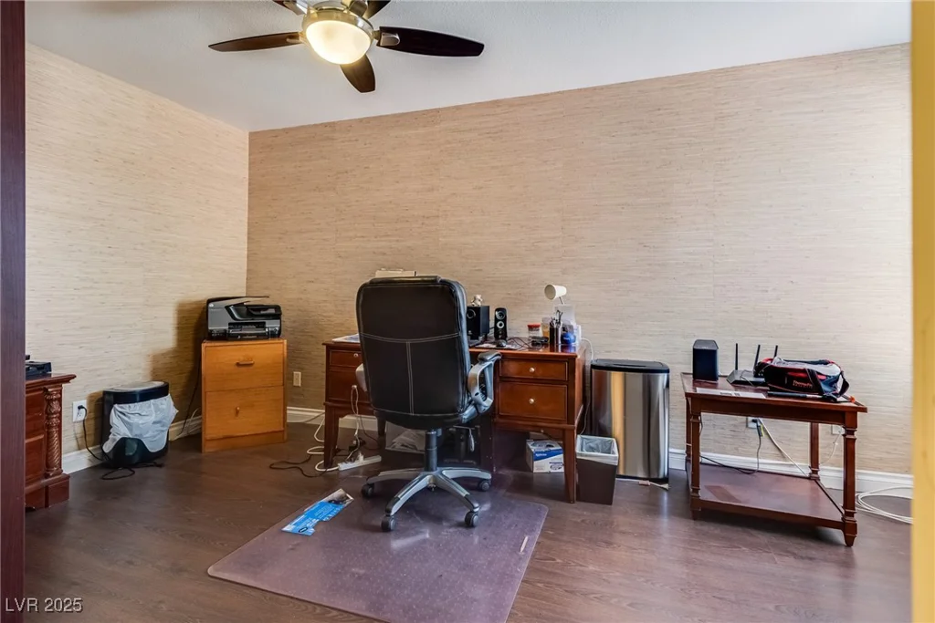 4487 Tomer, Las Vegas, NV 89121
