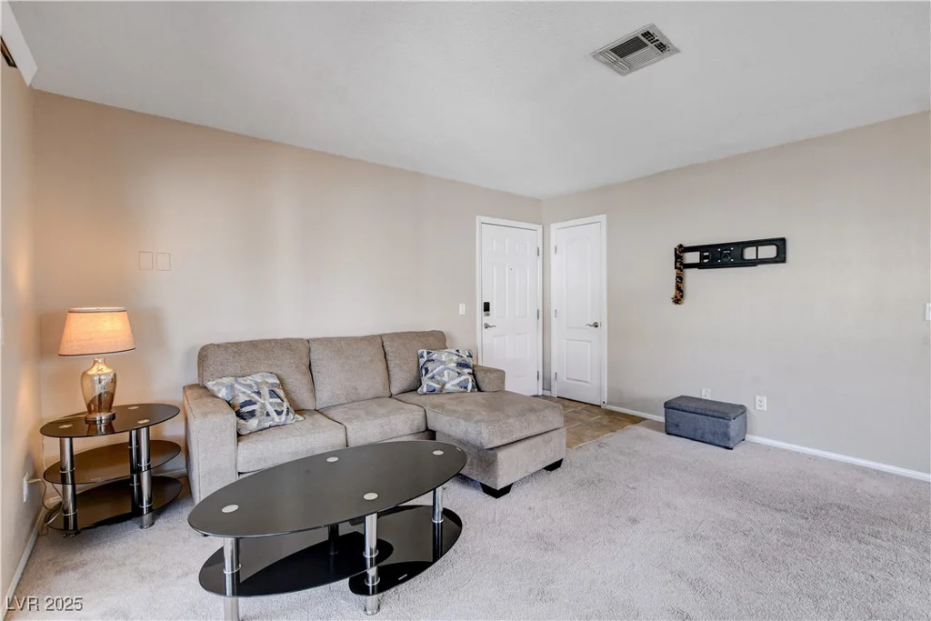 7200 Pirates Cove, Las Vegas, NV 89145