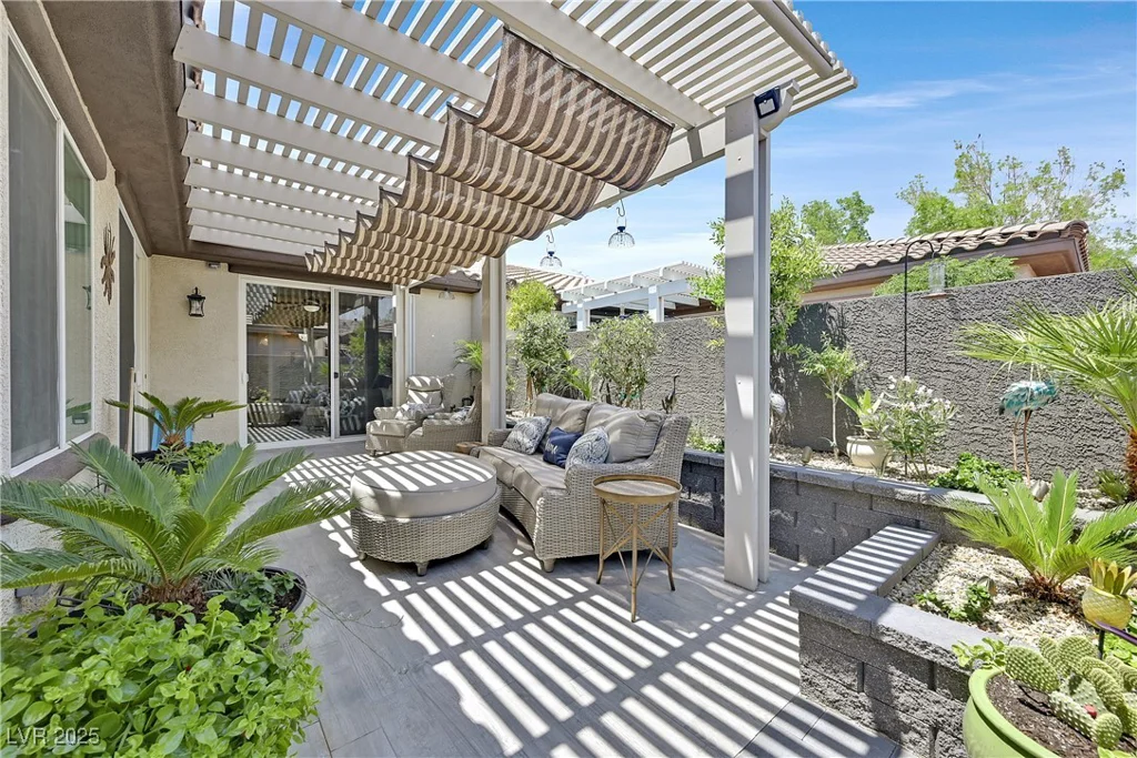 10484 Rose Park, Las Vegas, NV 89135