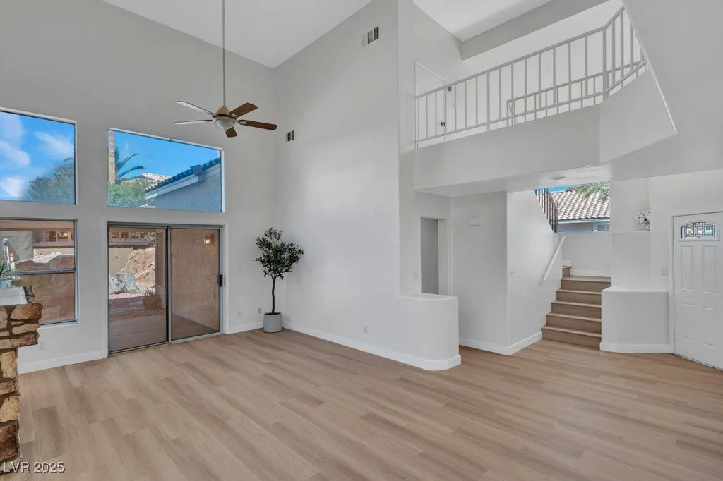 125 Firecreek, Las Vegas, NV 89107