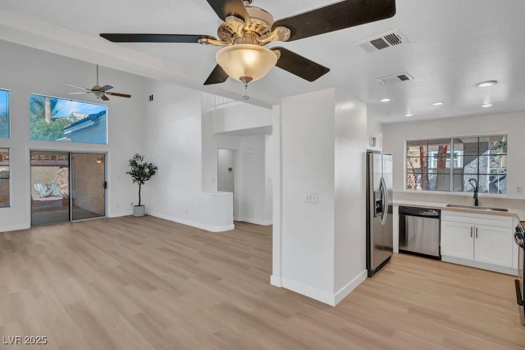 125 Firecreek, Las Vegas, NV 89107