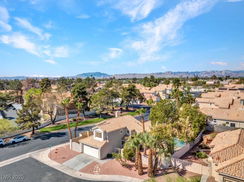 125 Firecreek, Las Vegas, NV 89107