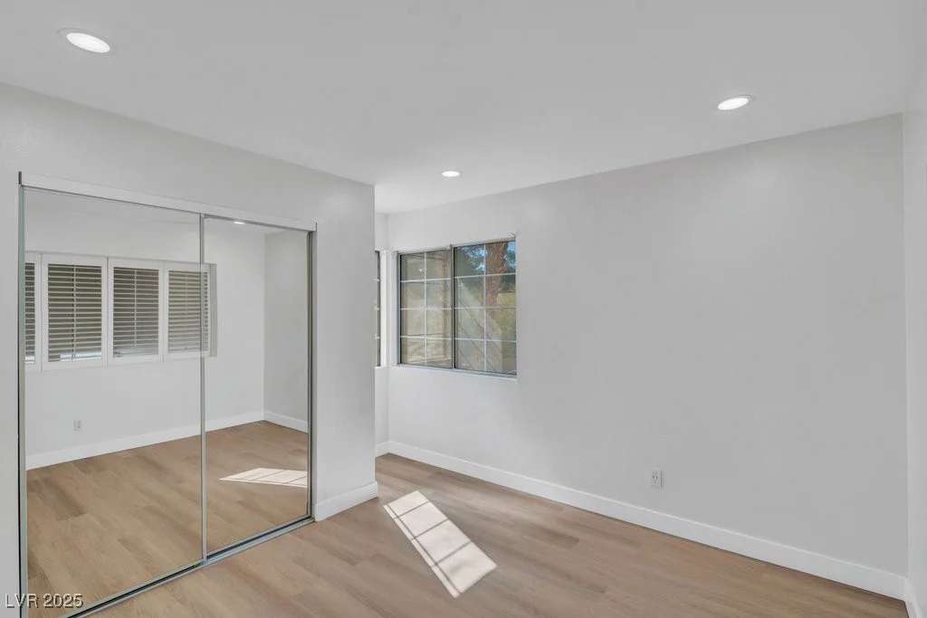 125 Firecreek, Las Vegas, NV 89107