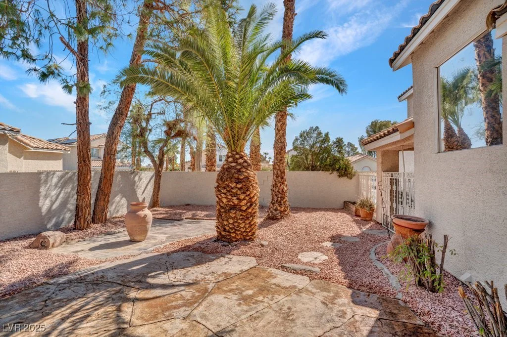 125 Firecreek, Las Vegas, NV 89107