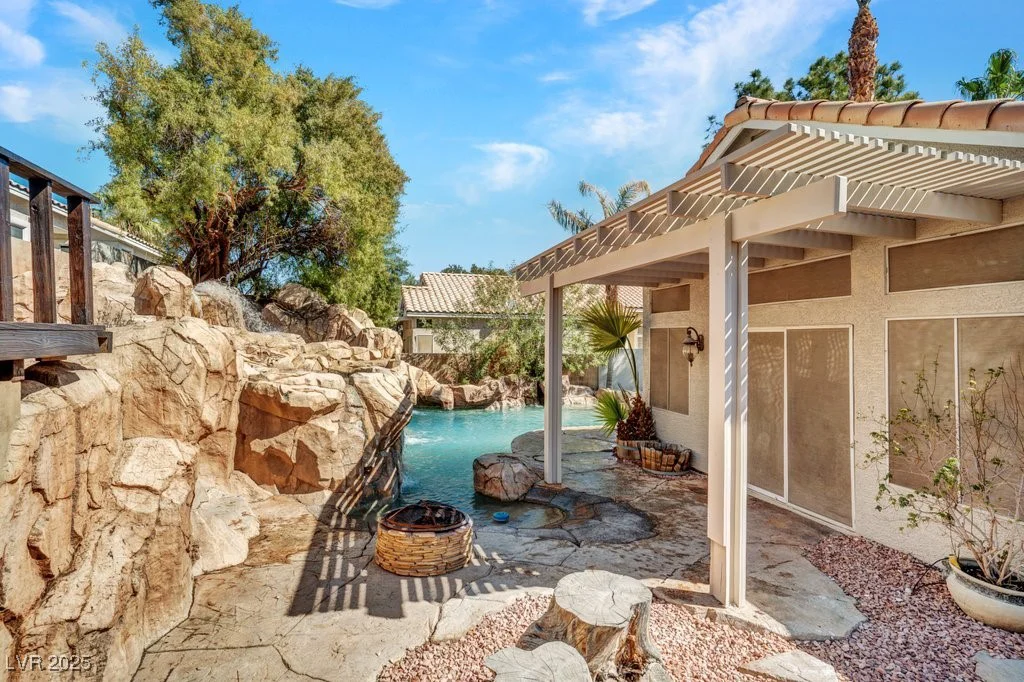 125 Firecreek, Las Vegas, NV 89107