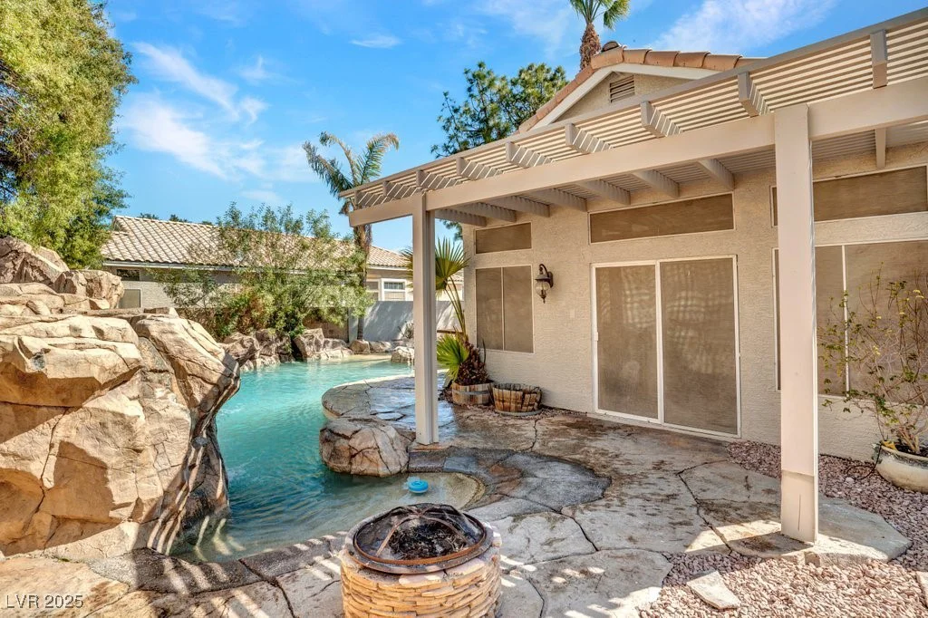 125 Firecreek, Las Vegas, NV 89107