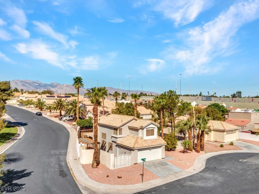 125 Firecreek, Las Vegas, NV 89107