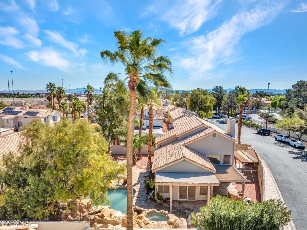 125 Firecreek, Las Vegas, NV 89107