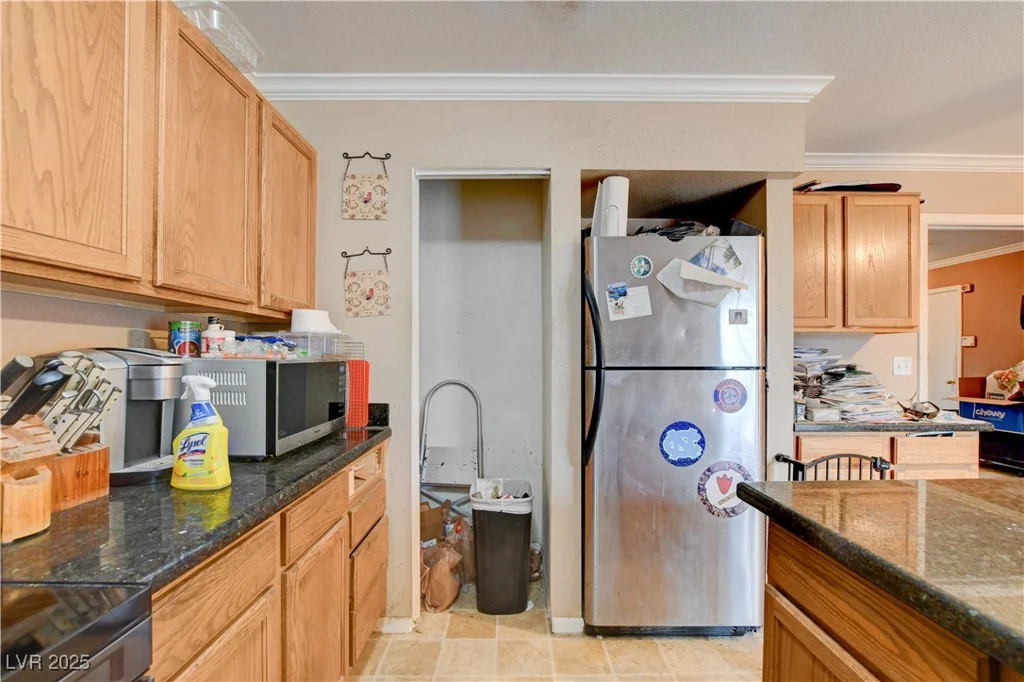 5900 Fawn, Las Vegas, NV 89107