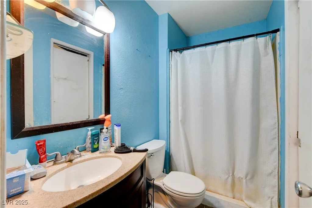 5900 Fawn, Las Vegas, NV 89107