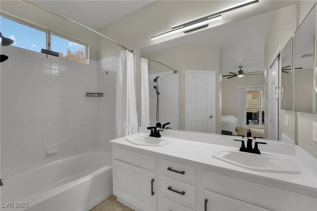 2558 Wiltshire, Henderson, NV 89052