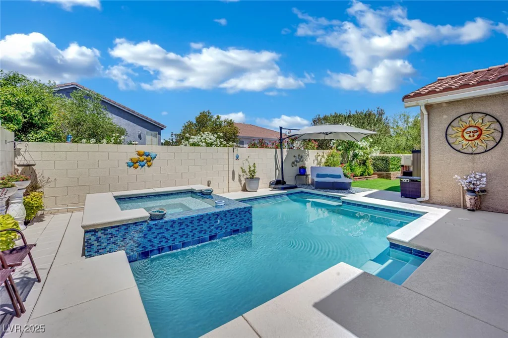 2558 Wiltshire, Henderson, NV 89052