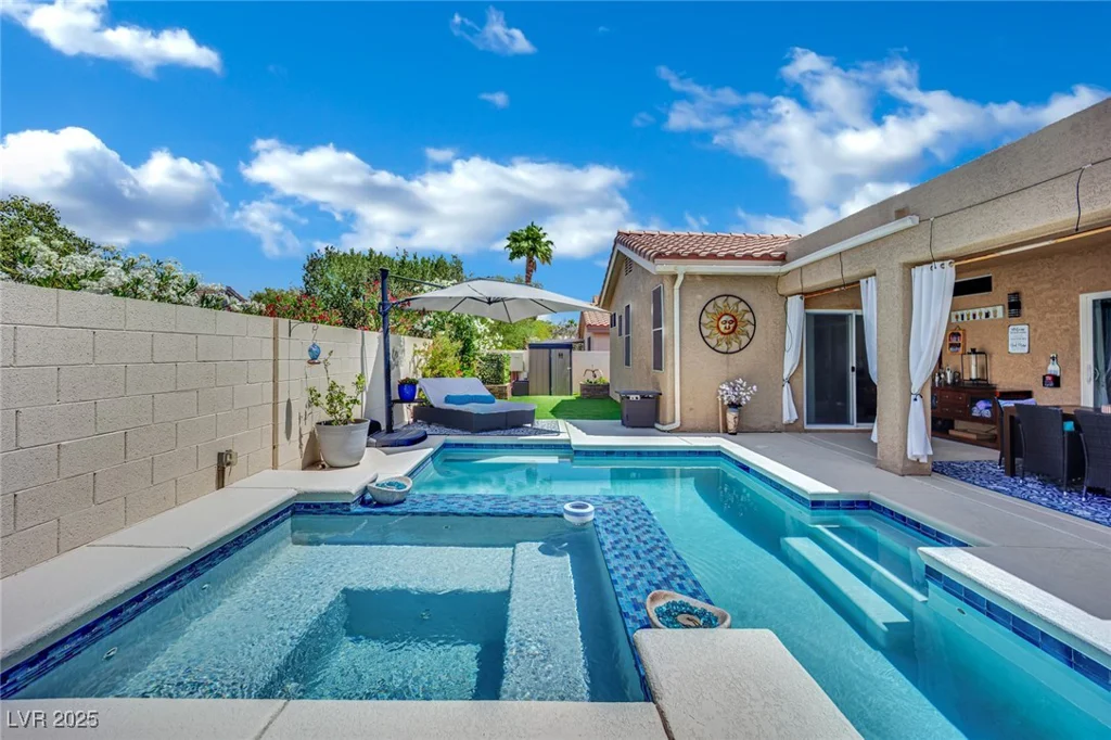 2558 Wiltshire, Henderson, NV 89052