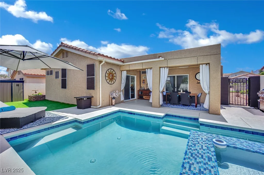 2558 Wiltshire, Henderson, NV 89052