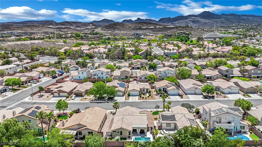 2558 Wiltshire, Henderson, NV 89052