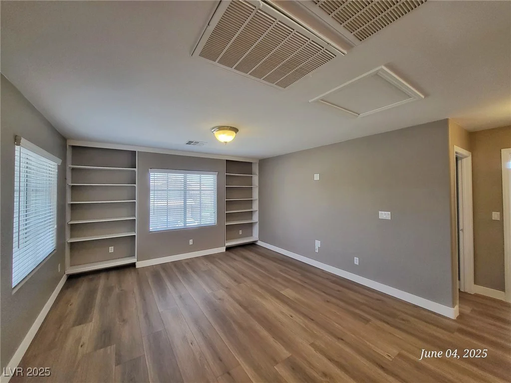 10279 Montes Vascos, Las Vegas, NV 89178