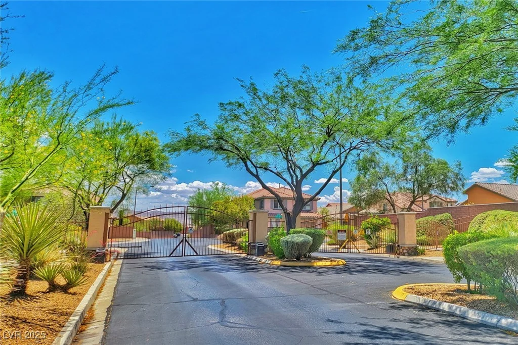 10279 Montes Vascos, Las Vegas, NV 89178