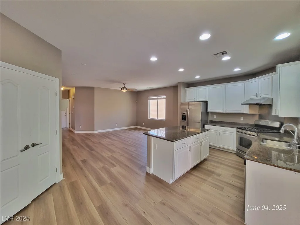 10279 Montes Vascos, Las Vegas, NV 89178