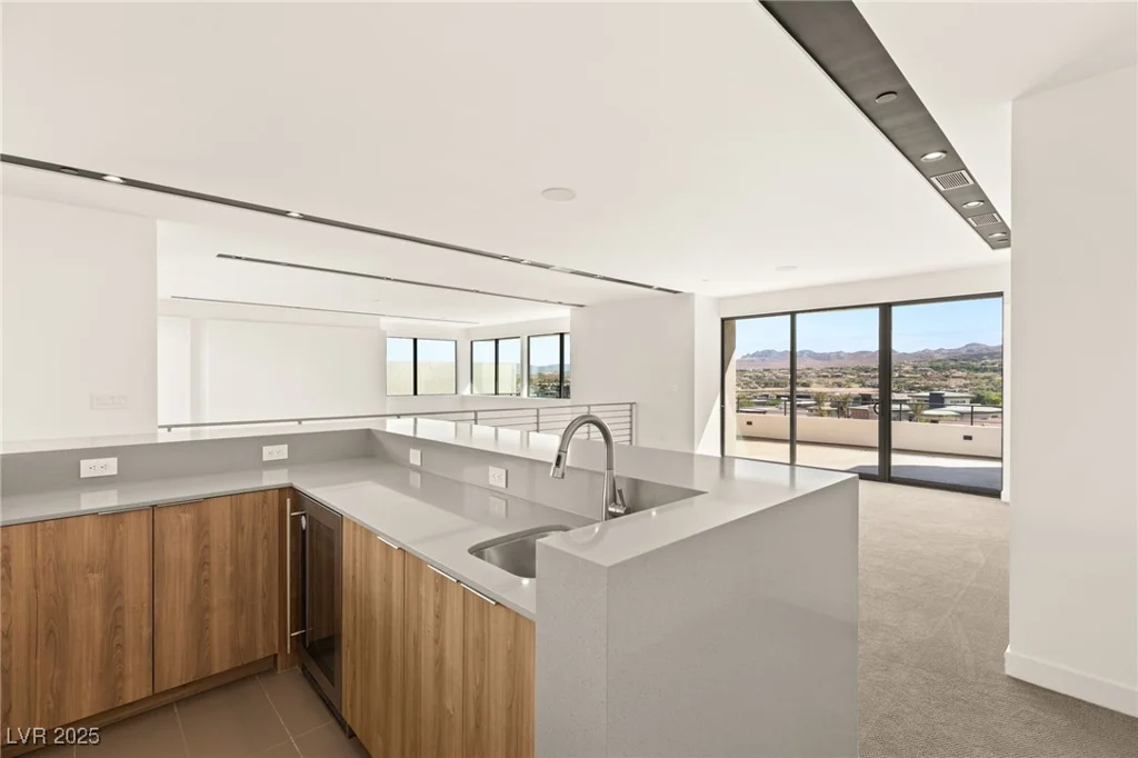 25 Canyon Bay, Henderson, NV 89011