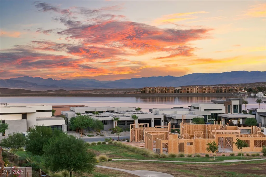 25 Canyon Bay, Henderson, NV 89011