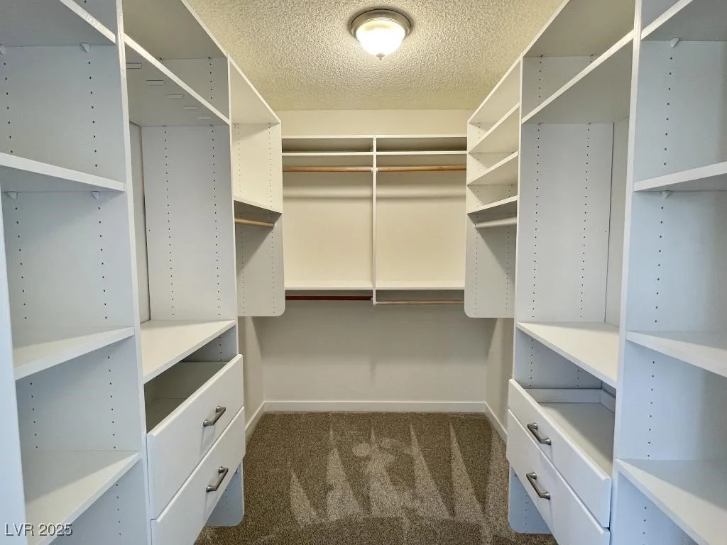 5030 Salinaz, Las Vegas, NV 89118