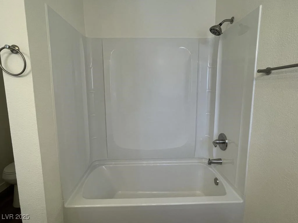 5030 Salinaz, Las Vegas, NV 89118