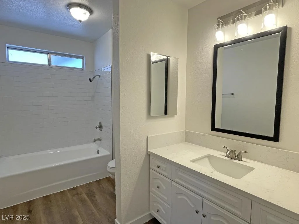 5030 Salinaz, Las Vegas, NV 89118