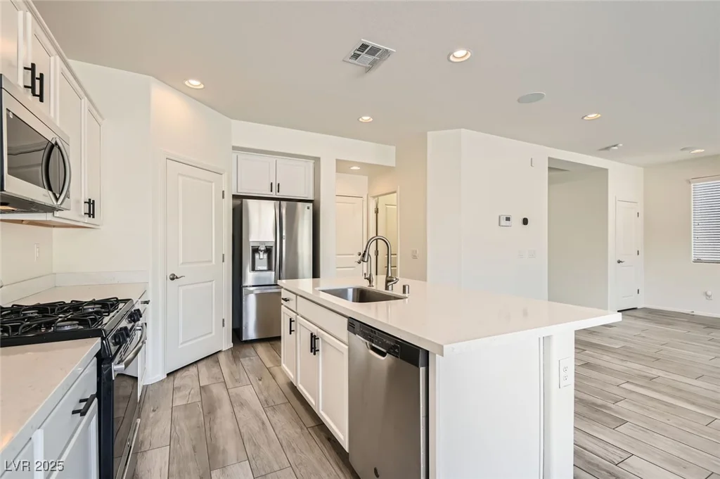5947 Wellington Peak, Las Vegas, NV 89148