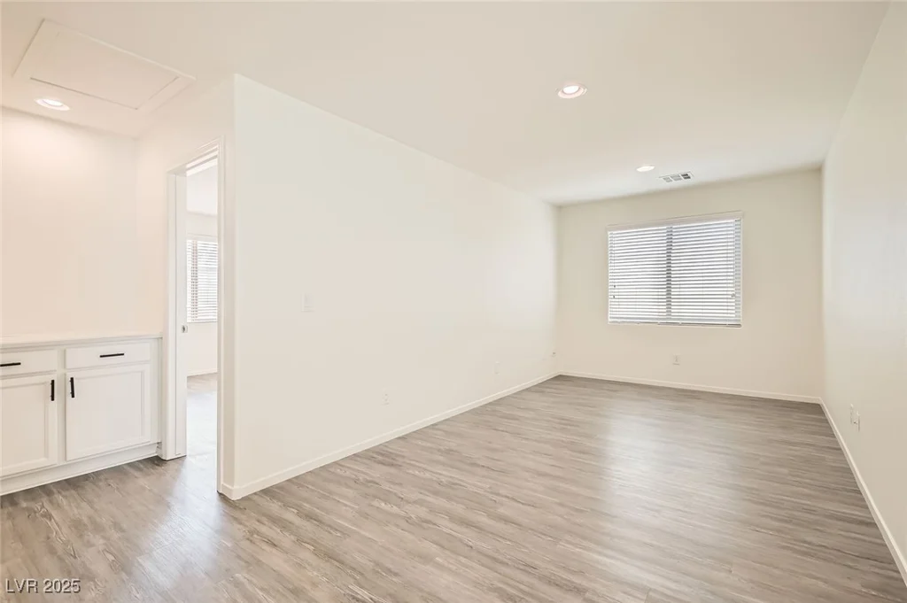 5947 Wellington Peak, Las Vegas, NV 89148