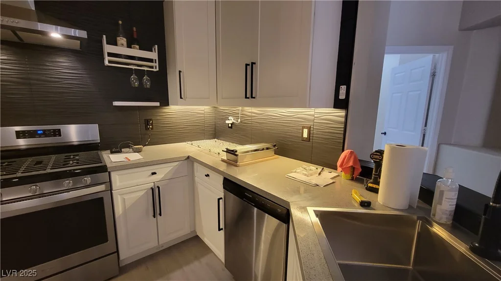 23 Indian Run, Las Vegas, NV 89148