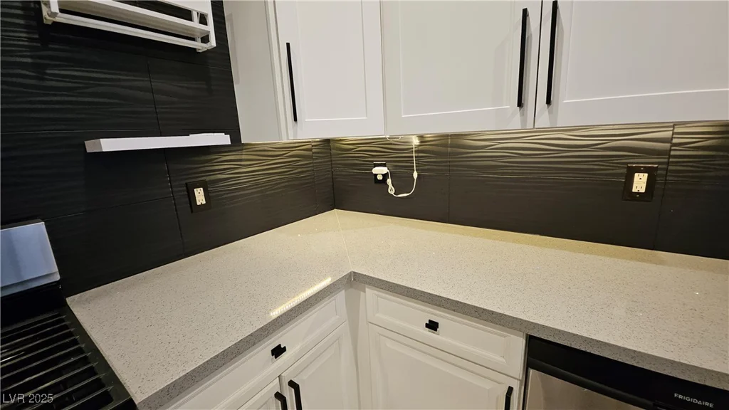 23 Indian Run, Las Vegas, NV 89148