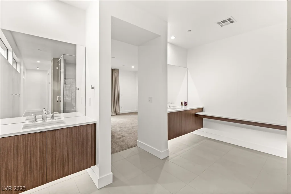 21 Highland Cove, Henderson, NV 89011