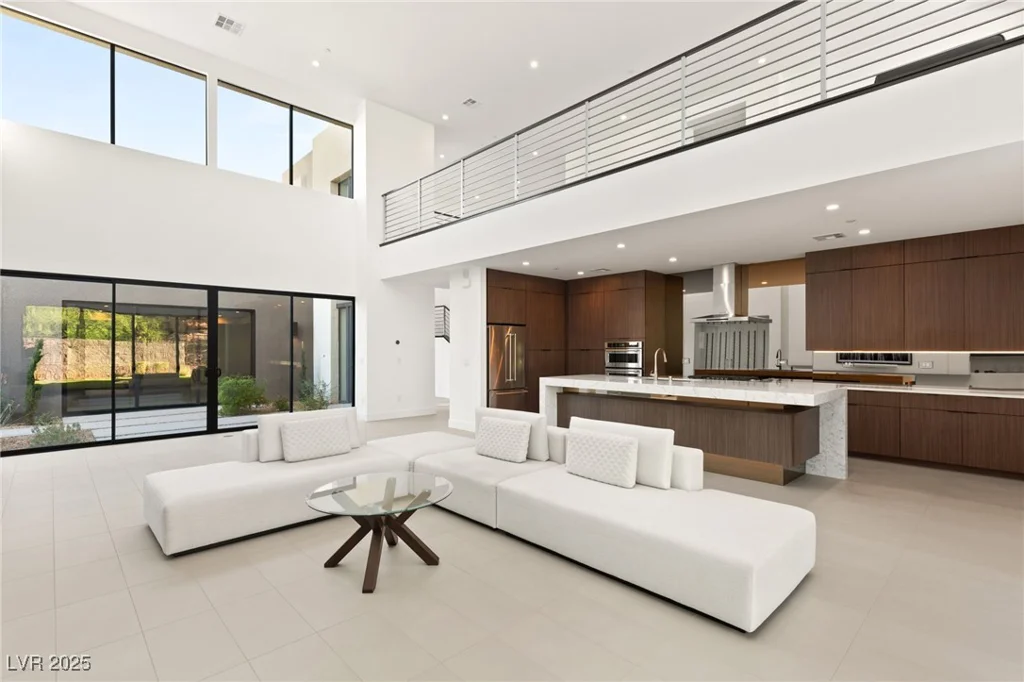 21 Highland Cove, Henderson, NV 89011