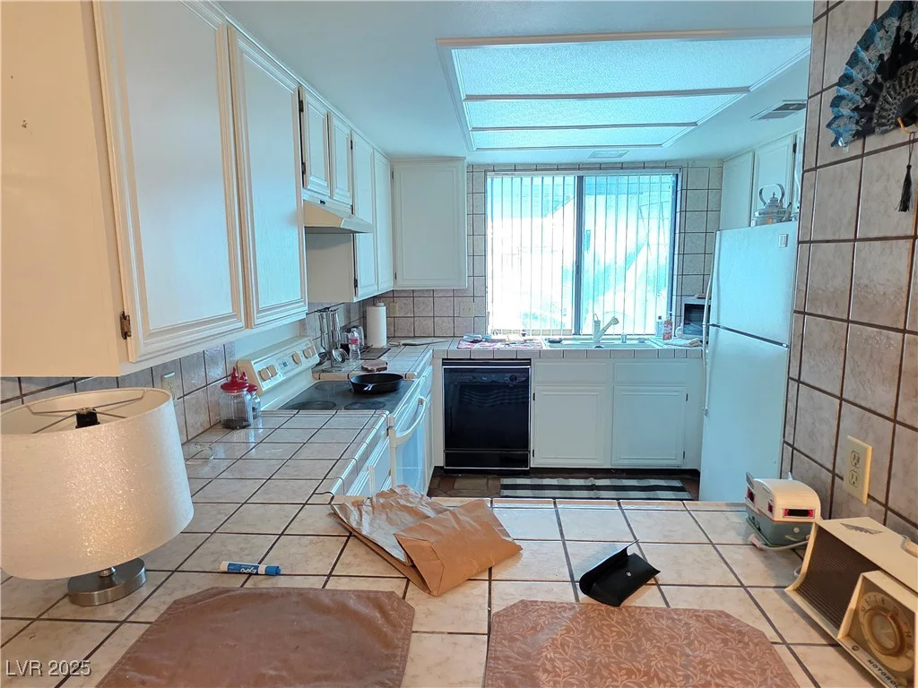 2544 Malabar, Las Vegas, NV 89121