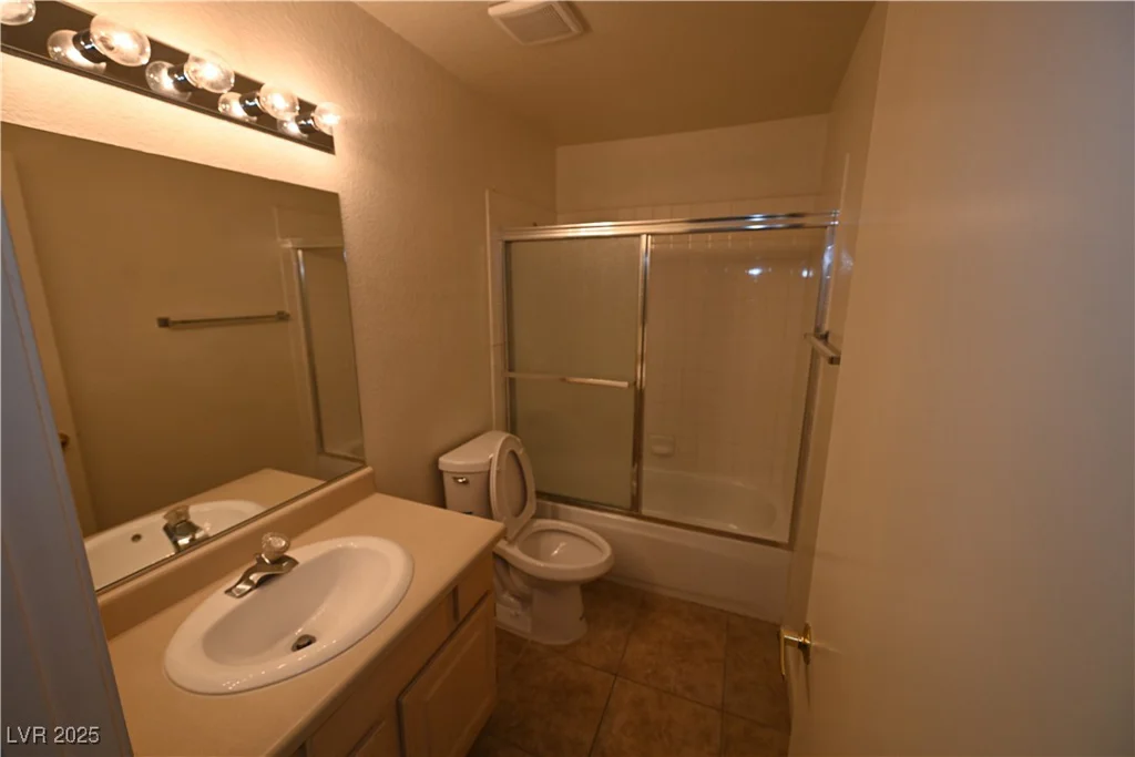 5125 Reno, Las Vegas, NV 89118