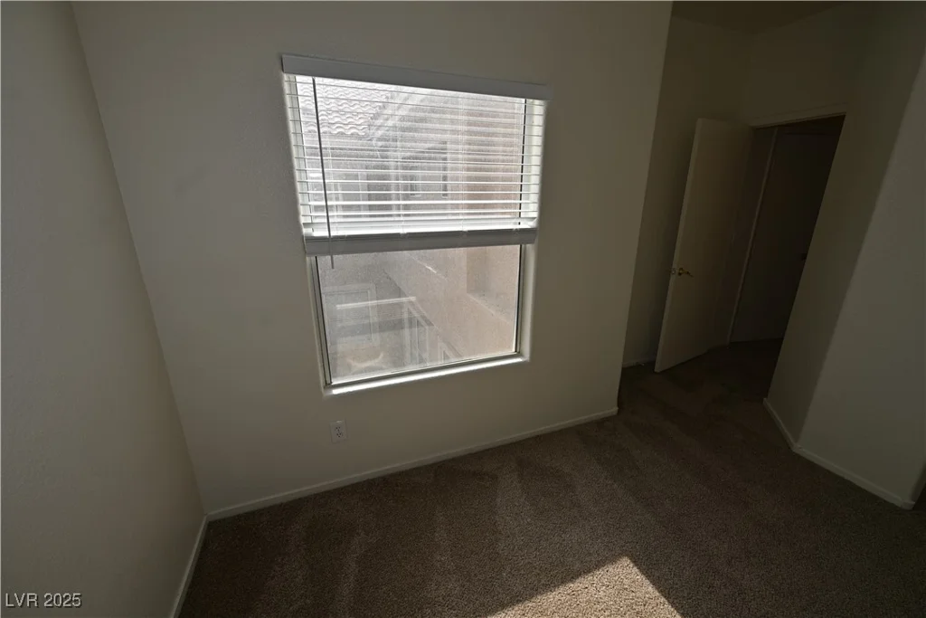 5125 Reno, Las Vegas, NV 89118