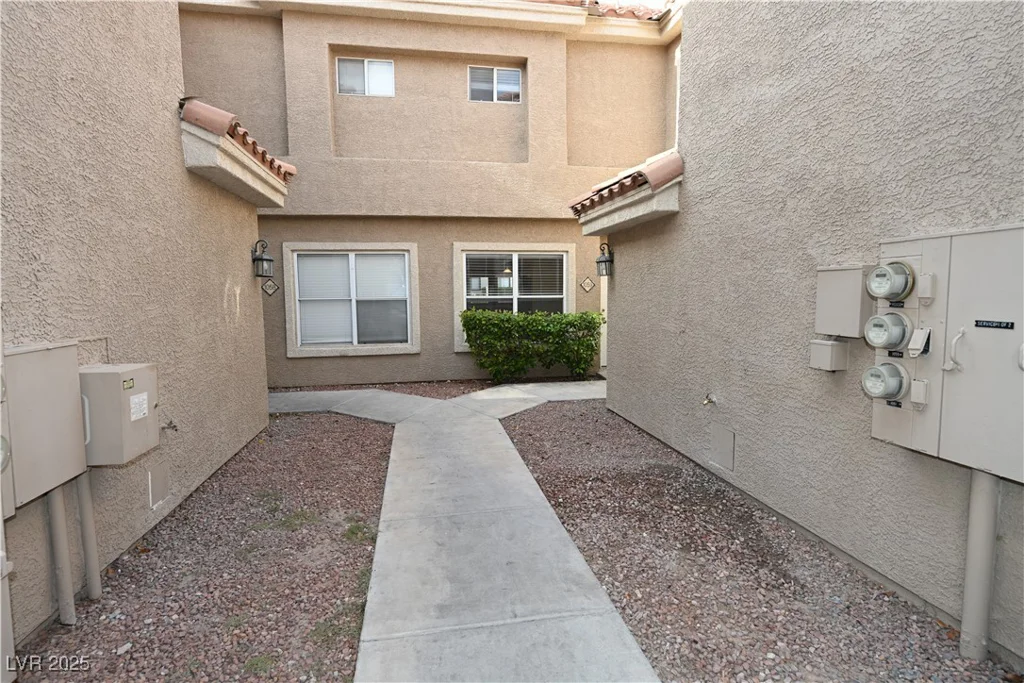 5125 Reno, Las Vegas, NV 89118