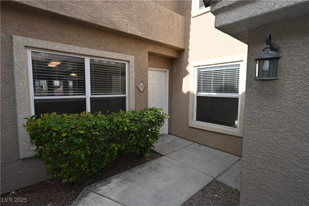 5125 Reno, Las Vegas, NV 89118