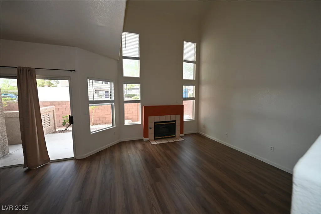 5125 Reno, Las Vegas, NV 89118