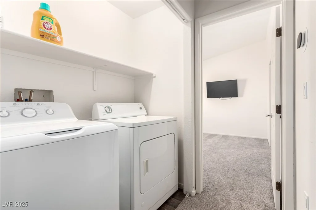 9333 Leaping Deer, Las Vegas, NV 89178