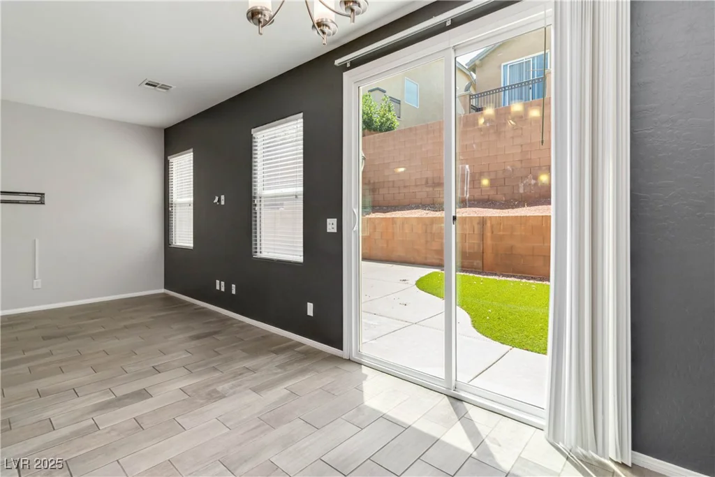 7345 Chesapeake Cove, Las Vegas, NV 89166