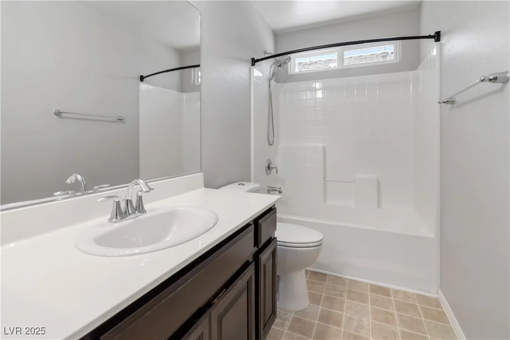 7345 Chesapeake Cove, Las Vegas, NV 89166