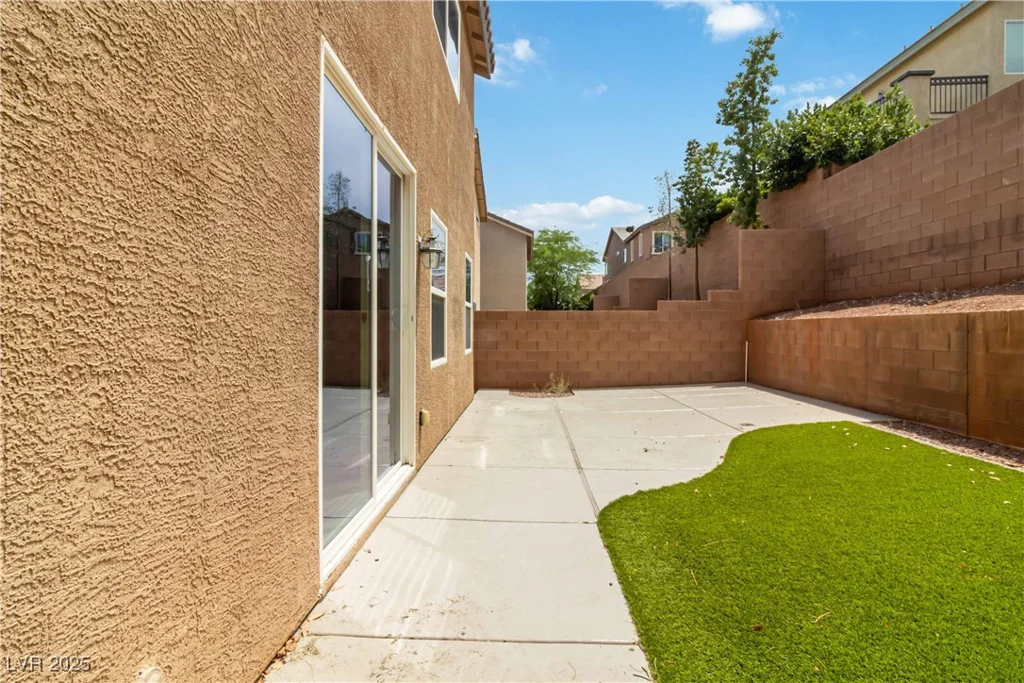 7345 Chesapeake Cove, Las Vegas, NV 89166