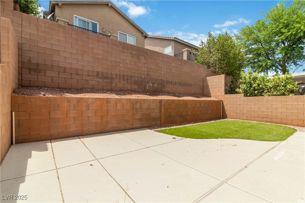 7345 Chesapeake Cove, Las Vegas, NV 89166