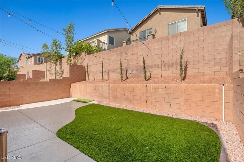 7345 Chesapeake Cove, Las Vegas, NV 89166