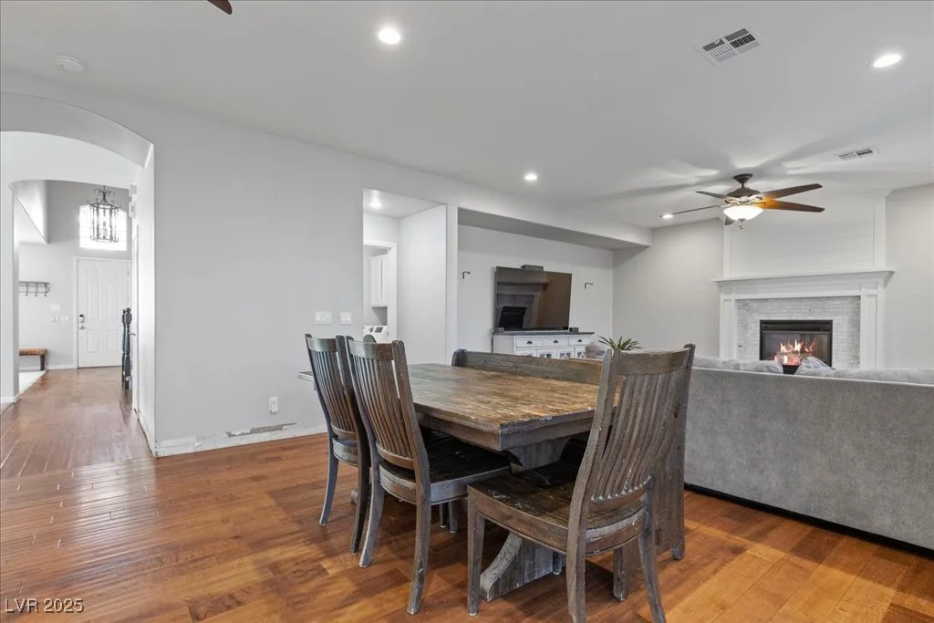 644 Wind Cave, Henderson, NV 89012