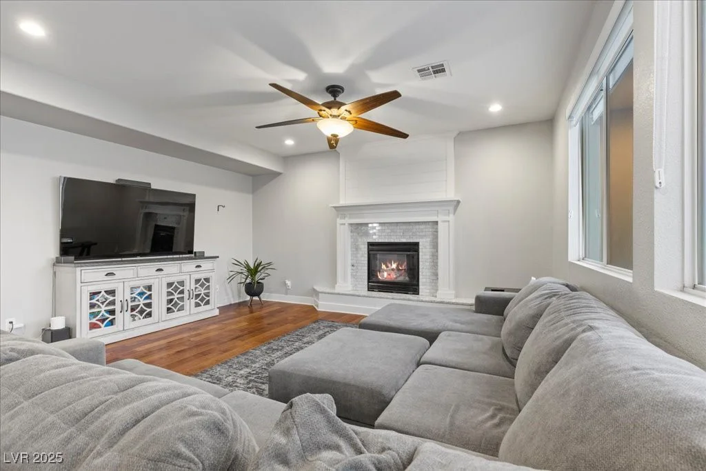 644 Wind Cave, Henderson, NV 89012