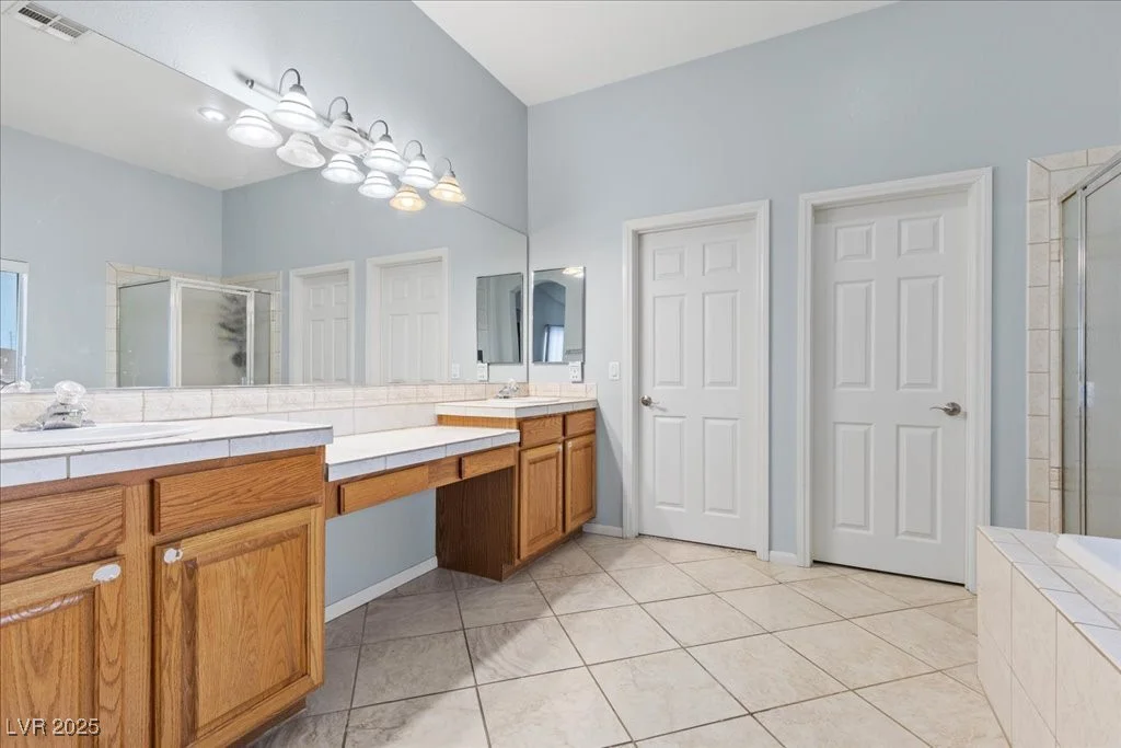 644 Wind Cave, Henderson, NV 89012