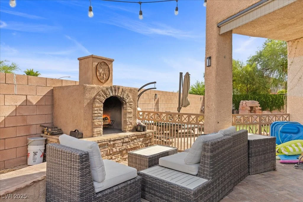644 Wind Cave, Henderson, NV 89012