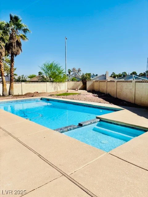 4726 Castle Rock, Las Vegas, NV 89147
